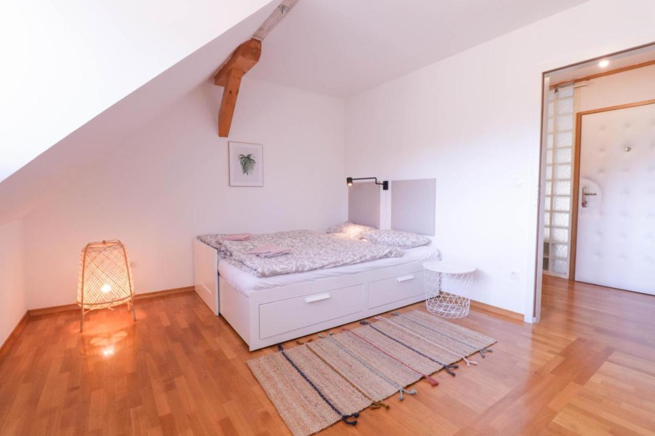 Apartment In The Heart Of Bled With Views Buitenkant foto